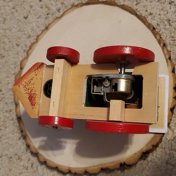 George Good Corp Santa Christmas Design Train Music Box 1978 - Picture 7 of 8